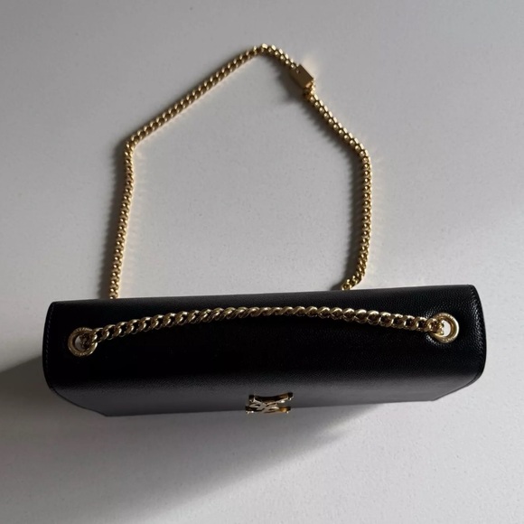 Saint Laurent YSL Black KATE MEDIUM IN GRAIN DE POUDRE EMBOSSED LEATHER Handbag - Picture 7 of 14